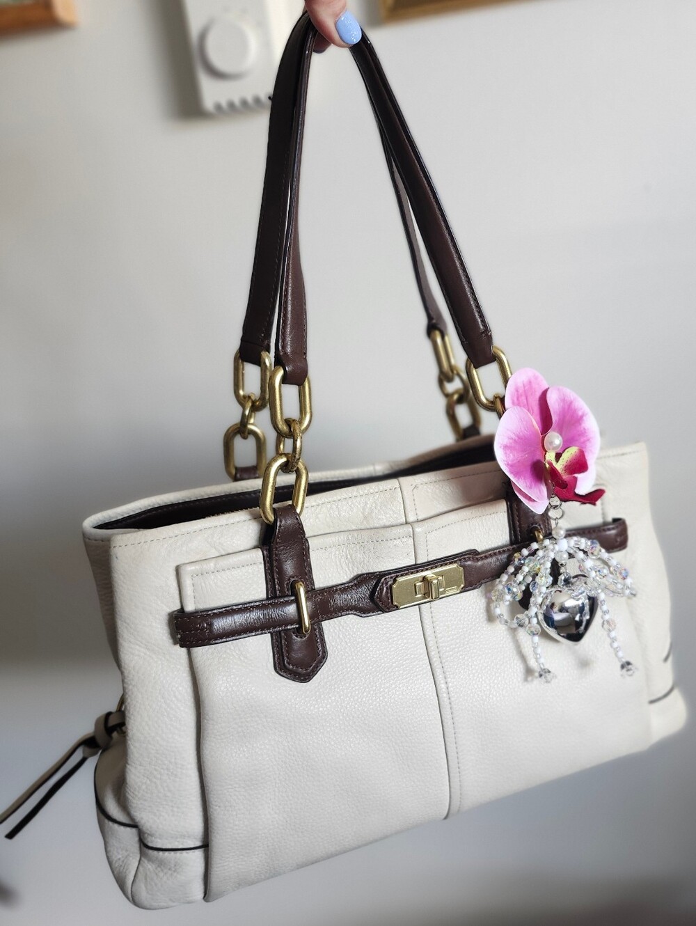 Coach Cream and Brown Leather Shoulder Bag with Gold Hardware